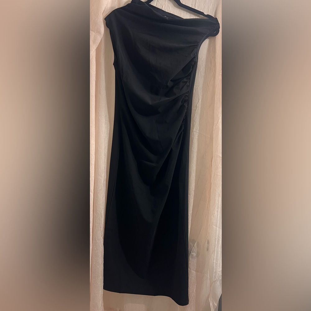 H&M Elegant Black Evening Dress